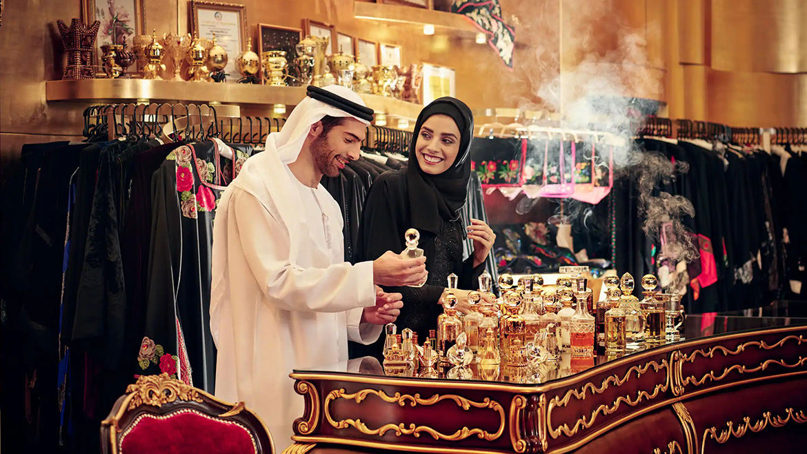 8 of the best oud-inspired fragrances made to last – Emirates Woman